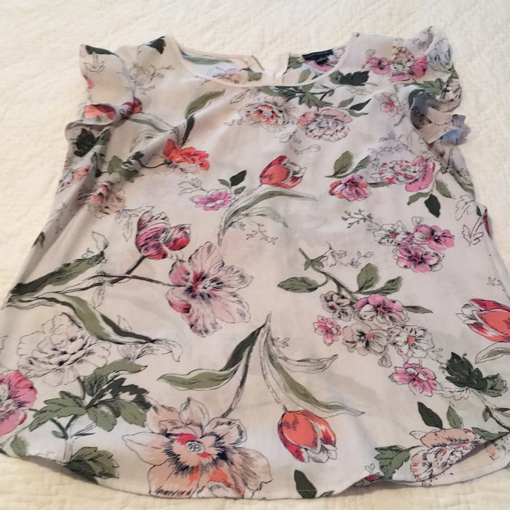 Ann Taylor flutter sleeve shell